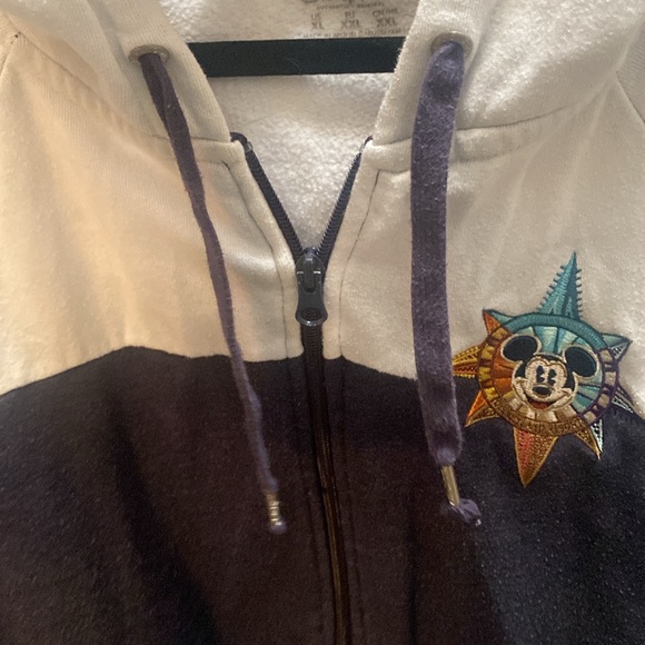 Disney Jacket - Picture 9 of 12